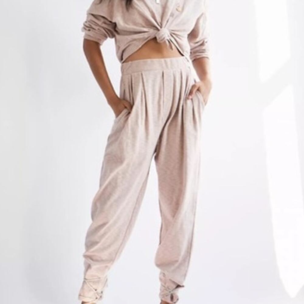 FREE PEOPLE Beach Culver City Pleated Sweatpants Joggers Rose Pearl Cotton XS